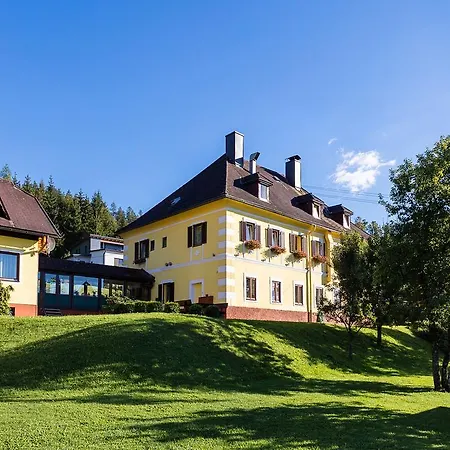 Fasching Hotel