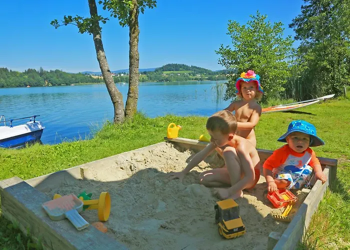 מלון Fasching Sankt Georgen am Längsee